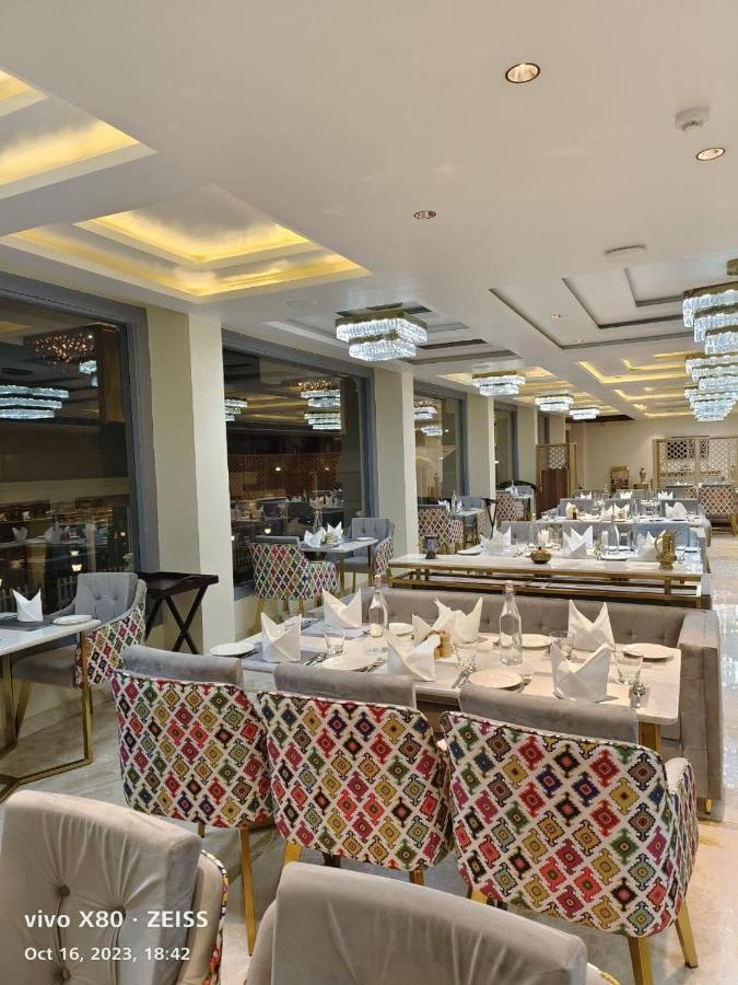 Arco Hotels And Resorts Srinagar Exterior photo
